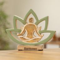 Houten Yoga Vrouwtje – Lotusbloem – Salie – Harmonie