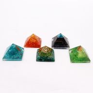 Orgonite Piramide - Small - 25 mm - Edelstenen Korrels en Koper