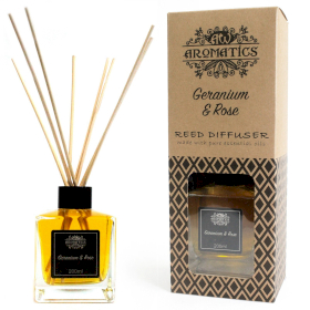 Pure Essentiële Oliën Reed Diffusers - Geranium en Roos - 200ml