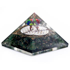 Orgonite Piramide - Large - Groene Aventurijn en Levensbloem