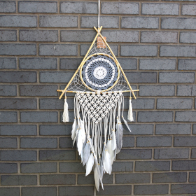 Bescherming Droomvanger - Large - Macrame Piramide Wit / Grijs