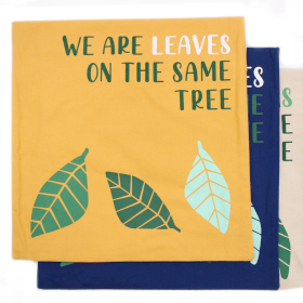 3x Bedrukte Katoenen Kussenslopen - We are Leaves - Geel, Blauw en Naturel