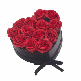 Zeep Bloemen Cadeau Set - 13 Rode Rozen - Hartvorm