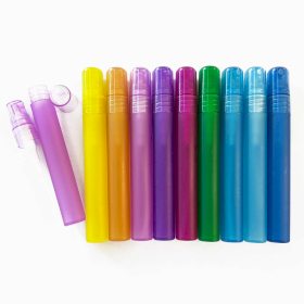 12x Mini Parfum Spray 10ml - (12 willekeurige kleuren)